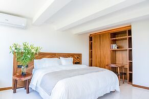 Luxury beachfront villa at Nizuc