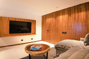 Luxury beachfront villa at Nizuc