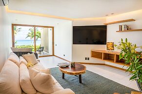 Luxury beachfront villa at Nizuc
