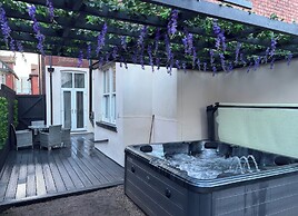 Orchard Lodge