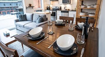 Niska’s Den by Revelstoke Vacations