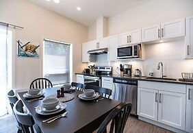 The Mac Shack by Revelstoke Vacations