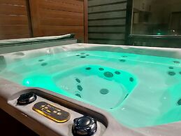 The Mac Shack by Revelstoke Vacations