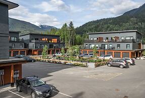 The Mac Shack by Revelstoke Vacations