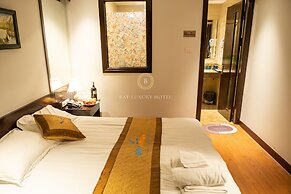 Bay Luxury Hotel & Spa - No 9 Nguyen Truong To, Ha Noi