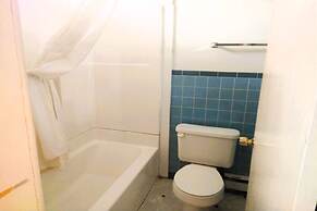 Love Hotels Desert Inn & RV by OYO at Boysen Wind River WY