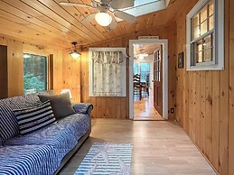 Dewey Cottage - Y854