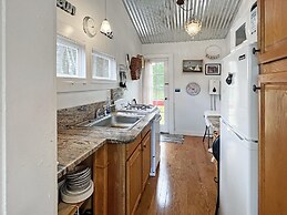 Lighthouse - Q991