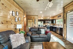 Eagle Splash Vista| Pool Projector, Pet Friendly, Game Room