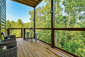 Eagle Splash Vista| Pool Projector, Pet Friendly, Game Room