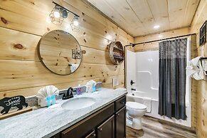 Eagle Splash Vista| Pool Projector, Pet Friendly, Game Room