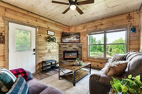 Eagle Splash Vista| Pool Projector, Pet Friendly, Game Room