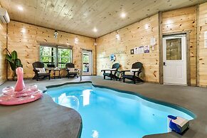 Eagle Splash Vista| Pool Projector, Pet Friendly, Game Room