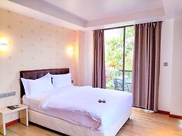 Ari Grand Hotel & Spa