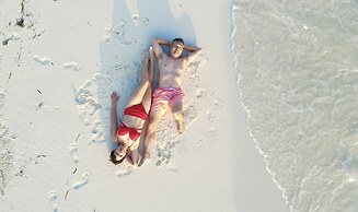 Ari Grand Hotel & Spa