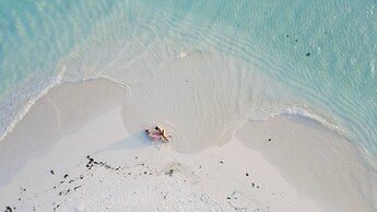 Ari Grand Hotel & Spa