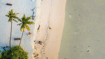 Ari Grand Hotel & Spa