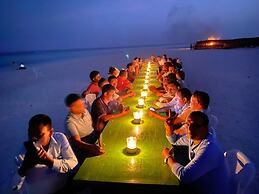 Ari Grand Hotel & Spa