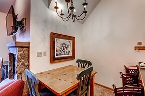 Jackpine & Black Bear Condos