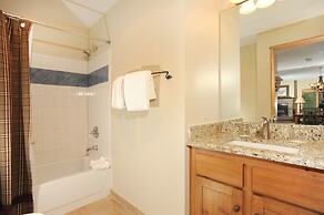 Jackpine & Black Bear Condos