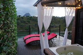 Glamping The Mountain