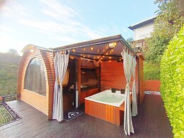 Glamping The Mountain