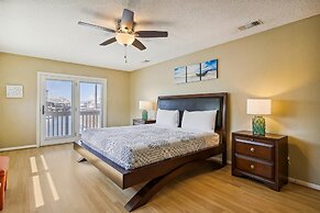 4513canalbreezenh - Canal Breeze