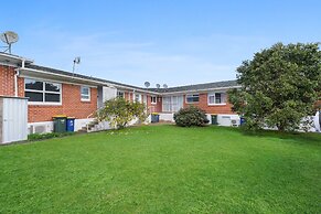 Renovated Takapuna 2BR Apt - Parking