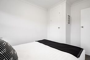Renovated Takapuna 2BR Apt - Parking