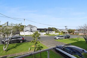 Renovated Takapuna 2BR Apt - Parking