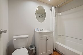 Mountain Laurel Resort