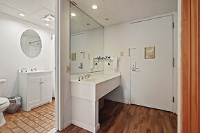 Mountain Laurel Resort