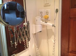 Very Charming 1-bed Studio-apartment in Paramaribo