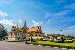 SUN & MOON, Riverside Hotel