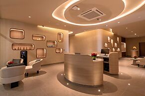 SUN & MOON, Riverside Hotel