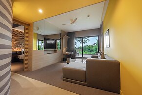 SUN & MOON, Riverside Hotel