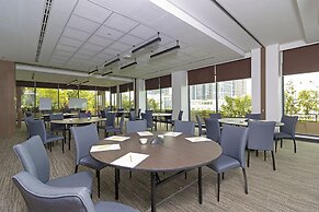 SUN & MOON, Riverside Hotel