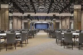 SUN & MOON, Riverside Hotel