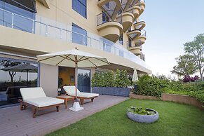 SUN & MOON, Riverside Hotel