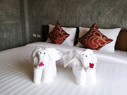 JR Place at Klong Muang Beach Krabi