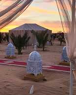 Room-merzouga Luxury Camp