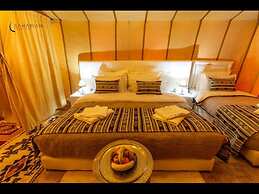 Room-deluxe Triple Room for Three at Sah