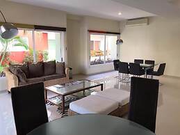 Sabbia Condos - Nice Apartment