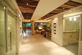 Sabbia Condos - Nice Apartment