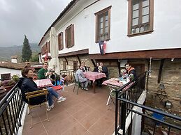 Şirince Lotus Konakları