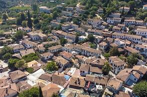 Şirince Lotus Konakları