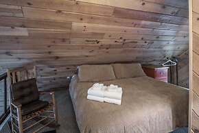 411rockinnpinesmtncb - Rock'inn Pines