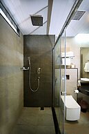 Everest Boutique Hotel