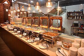 Everest Boutique Hotel