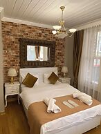 Bosphorus Bridge Hotel